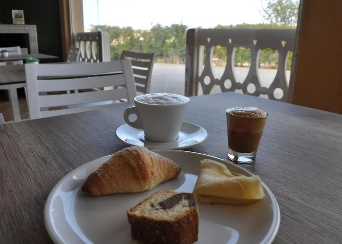 Oda ve Kahvaltı La Terrazza Degli Scrittori 3*