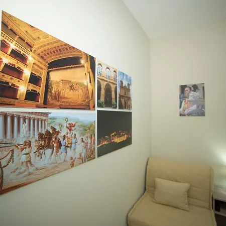 La Terrazza Degli Scrittori Bed & Breakfast 3*