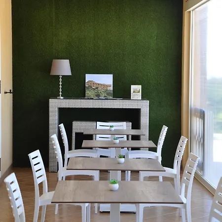 La Terrazza Degli Scrittori 3*