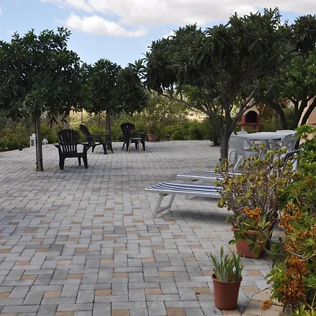 La Terrazza Degli Scrittori Bed & Breakfast Racalmuto